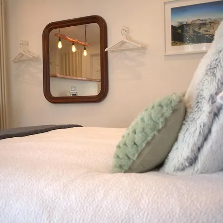 The Garden Retreat بيت للعطل