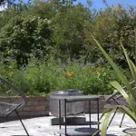 The Garden Retreat * Killarney